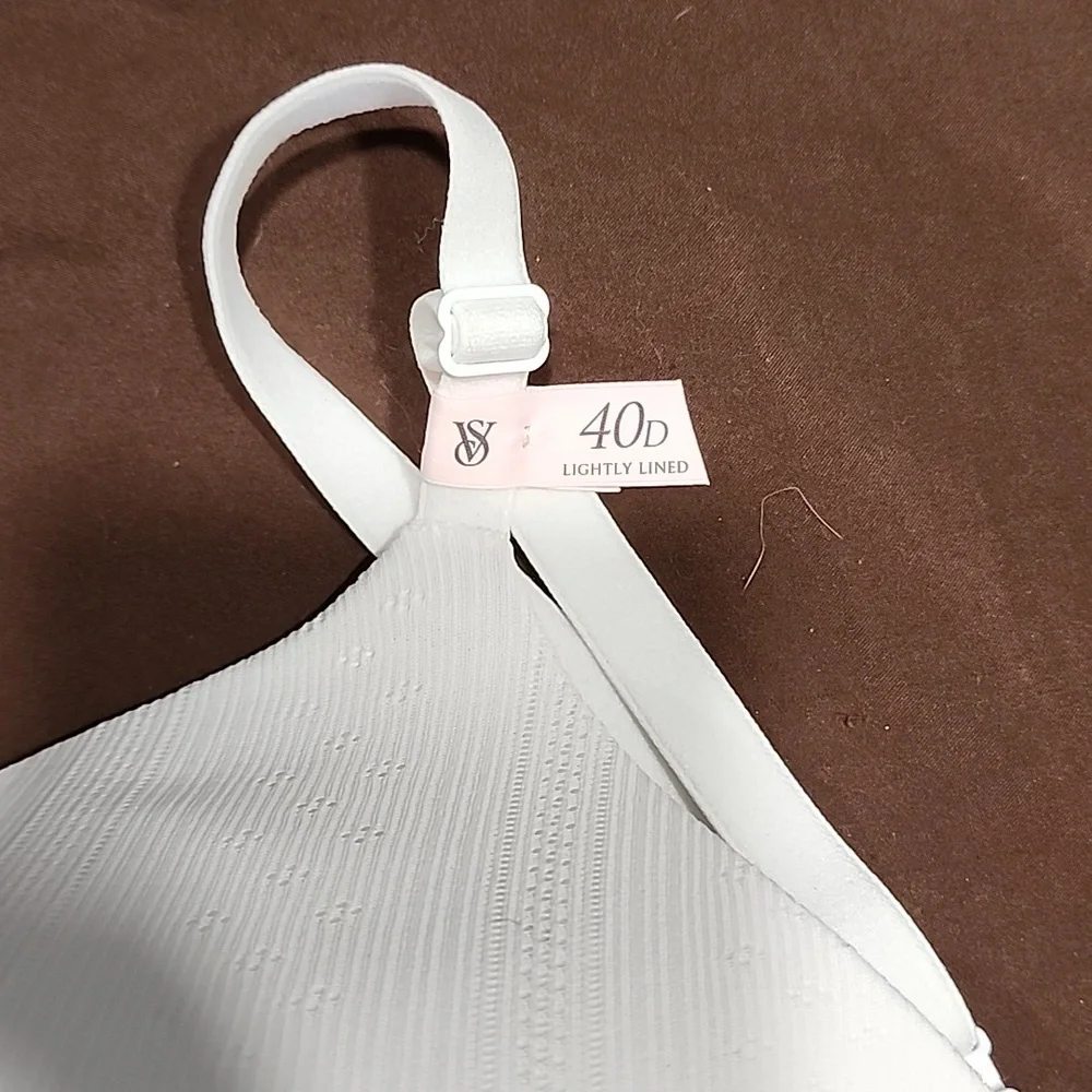 Victoria Secret bra - Picture 2 of 3